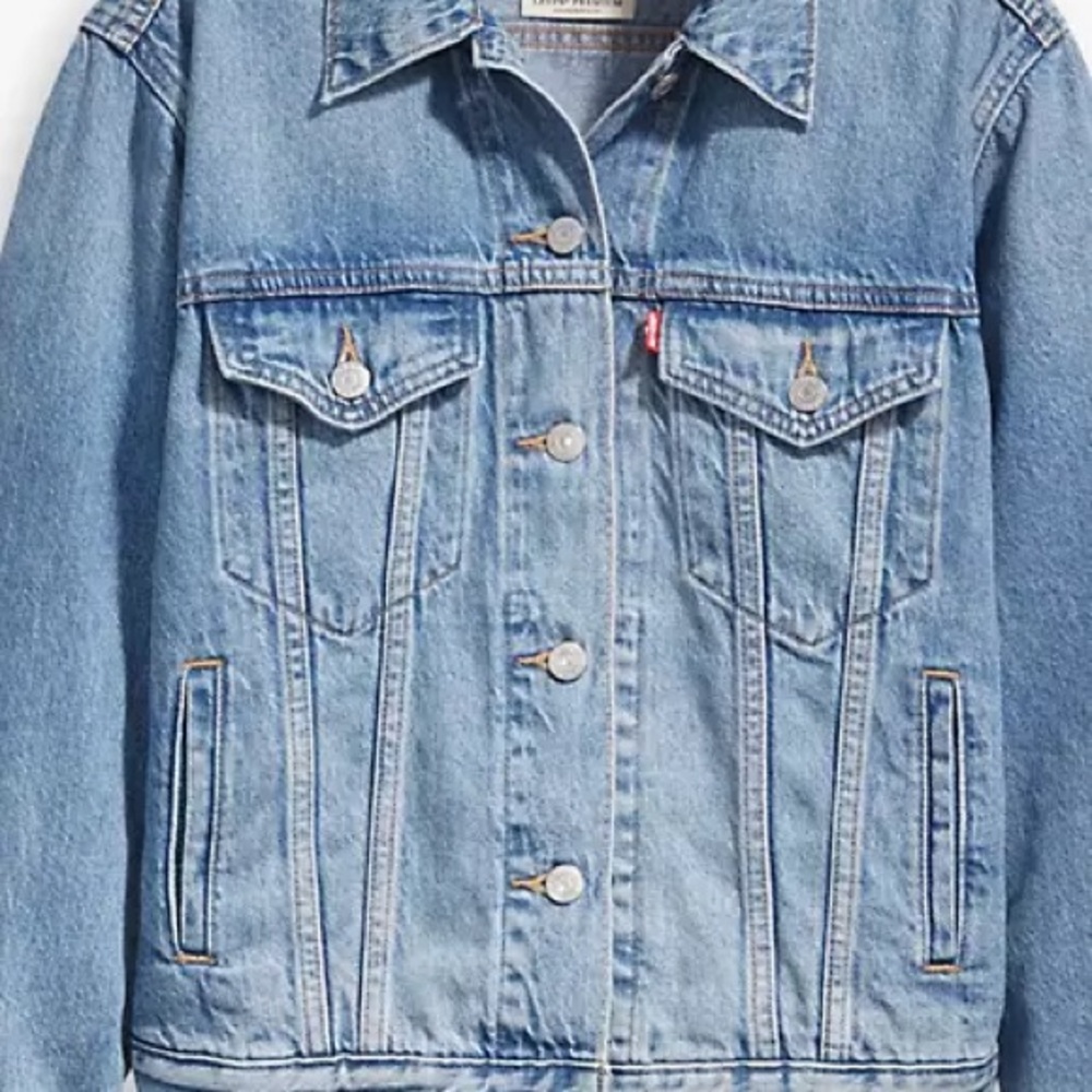 Levi’s Jean Jacket • Trucker • Oversized